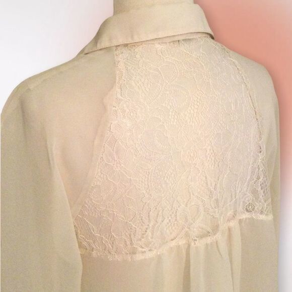 Lauren Conrad Sheer Ivory Blouse With Lace Inset‎ Back Size M - Picture 7 of 12